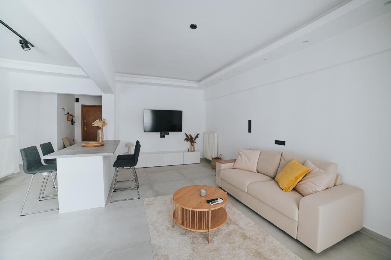 Luxury And Spacius Apartment Tesalonika Bagian luar foto